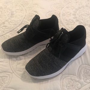 Nautical tennis shoes